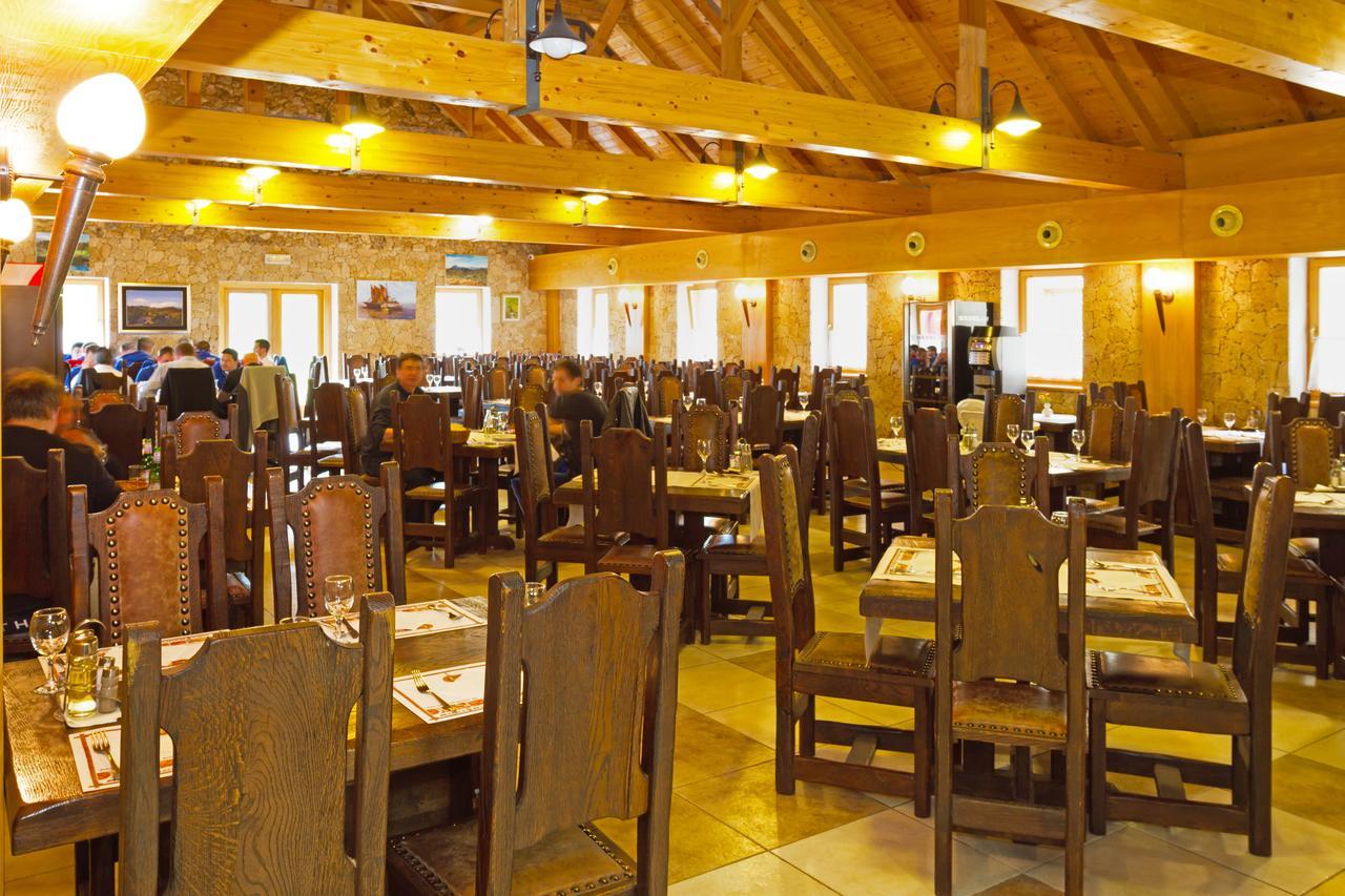 Odmoriste Zir - Restoran Macola Hotel Mogoric Buitenkant foto